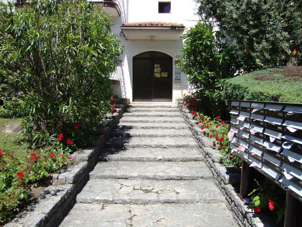 Il Glicine Sul Garda Turistico Appartement